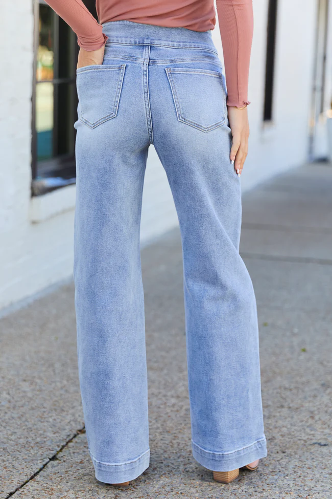 Denali High Waisted Straight Leg Jeans FINAL SALE - Image 4