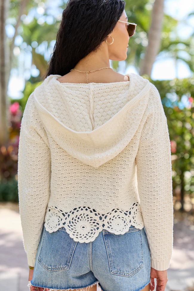 Harrisyn Ivory Cropped Crochet V-Neck Hoodie - Image 5