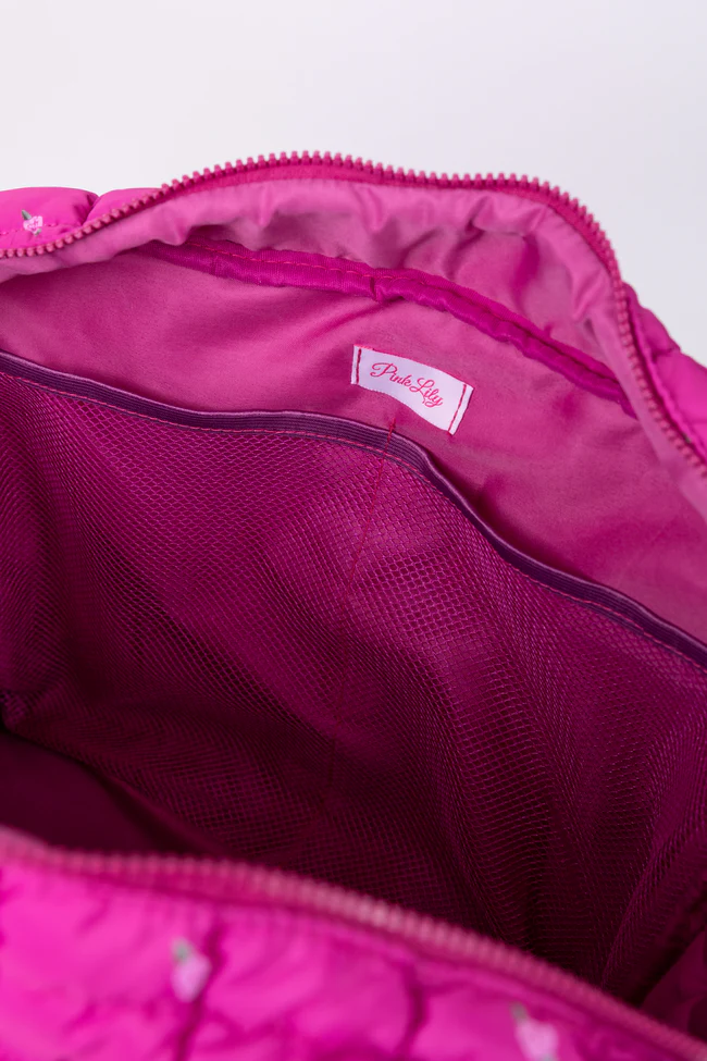 Haylie Fuchsia Petal Pop Quilted Weekender Bag - Image 5